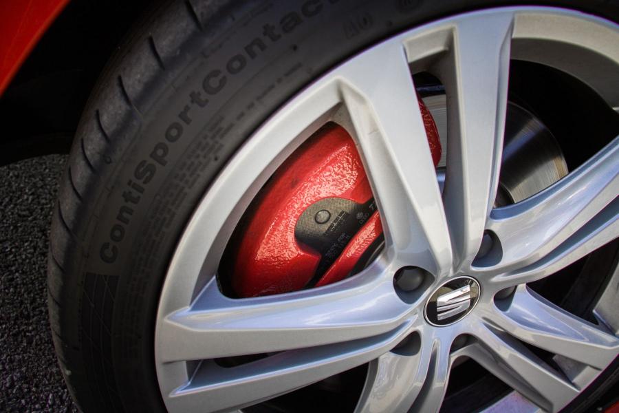  Seat Leon Cupra 280 2013 года  (фото 35 из 67)
